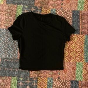 SHEIN Black Short Sleeve Crop Top